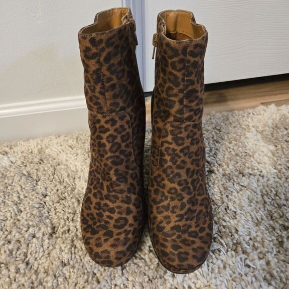 Leopard Print Block Heel Boots Women's Size 9 - Picture 3 of 7